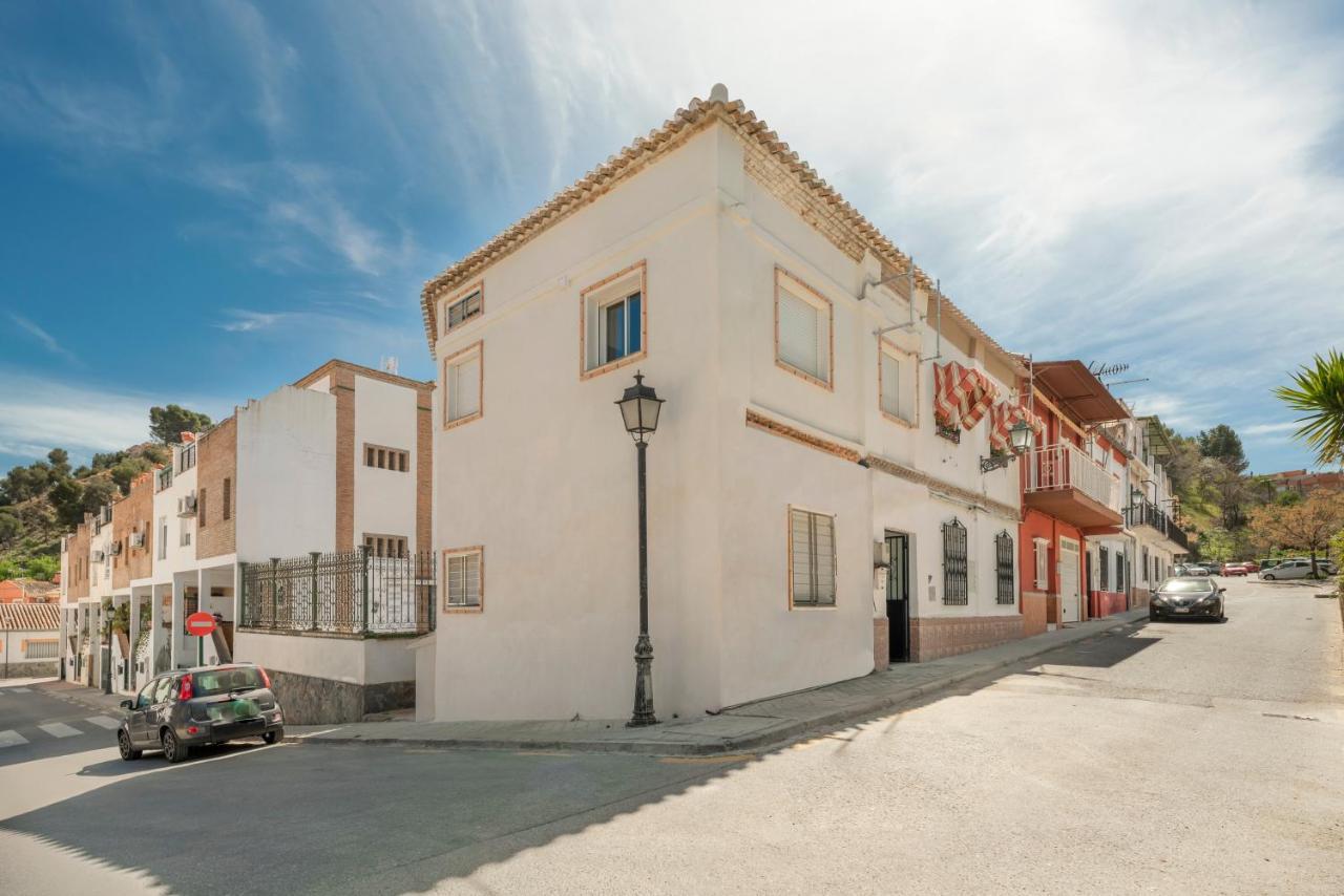 Bola De Oro Apartment *